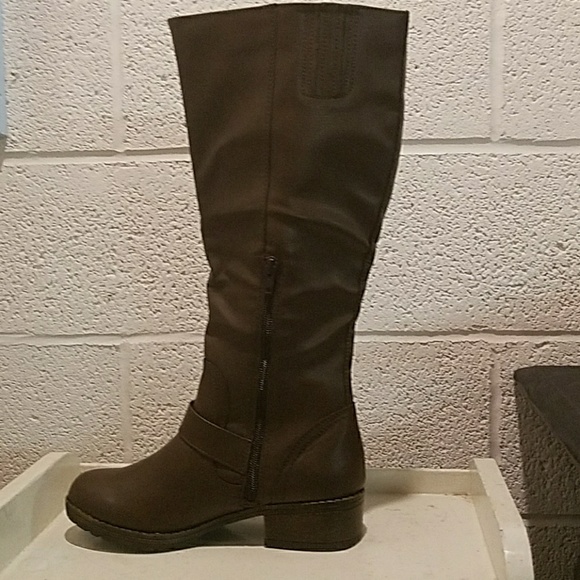 New S.O. Brown Boots - Size 7 - Picture 3 of 7